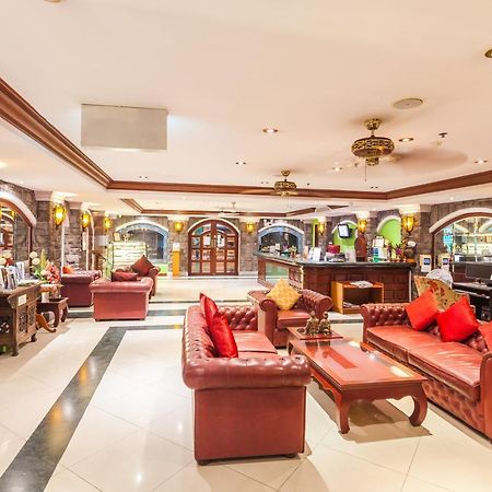 Tara Court Hotel Pattaya Zewnętrze zdjęcie