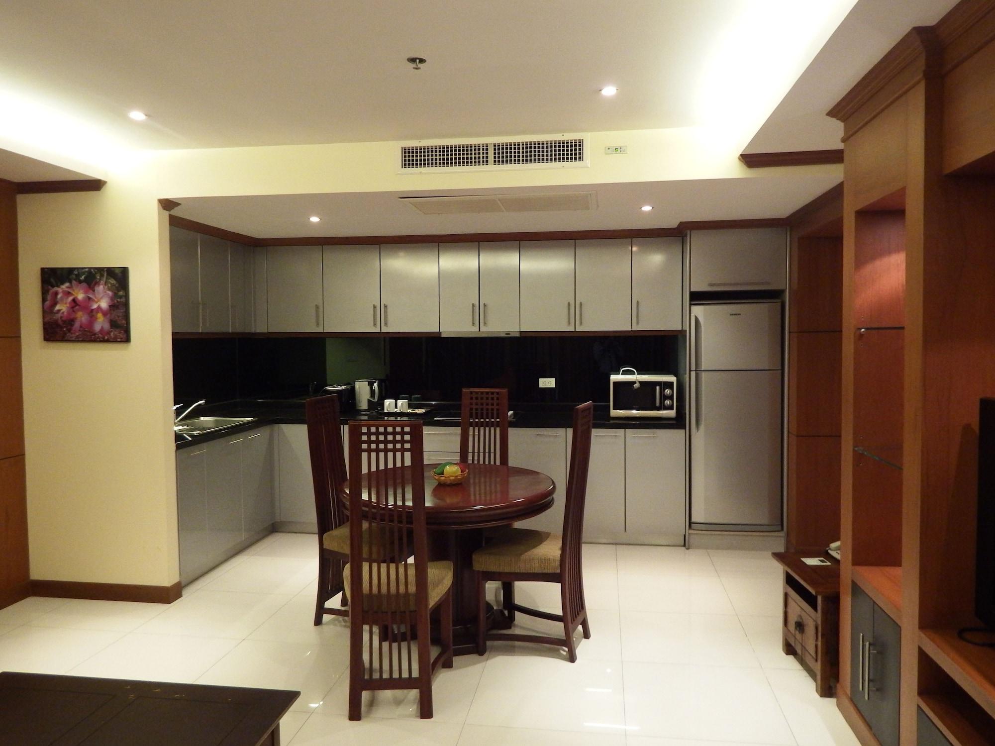 Tara Court Hotel Pattaya Zewnętrze zdjęcie