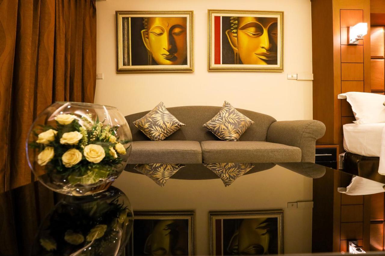 Tara Court Hotel Pattaya Zewnętrze zdjęcie